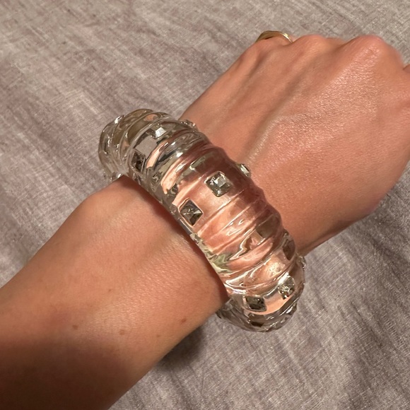 Alexis Bittar clear lucite bangle - Picture 5 of 5